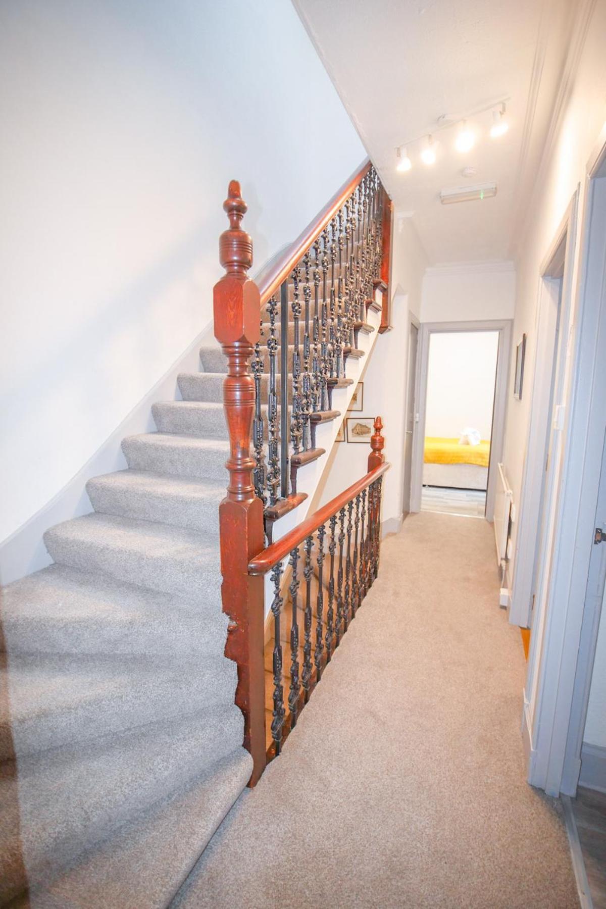 Telford Rd 5 Bedroom House インヴァネス エクステリア 写真