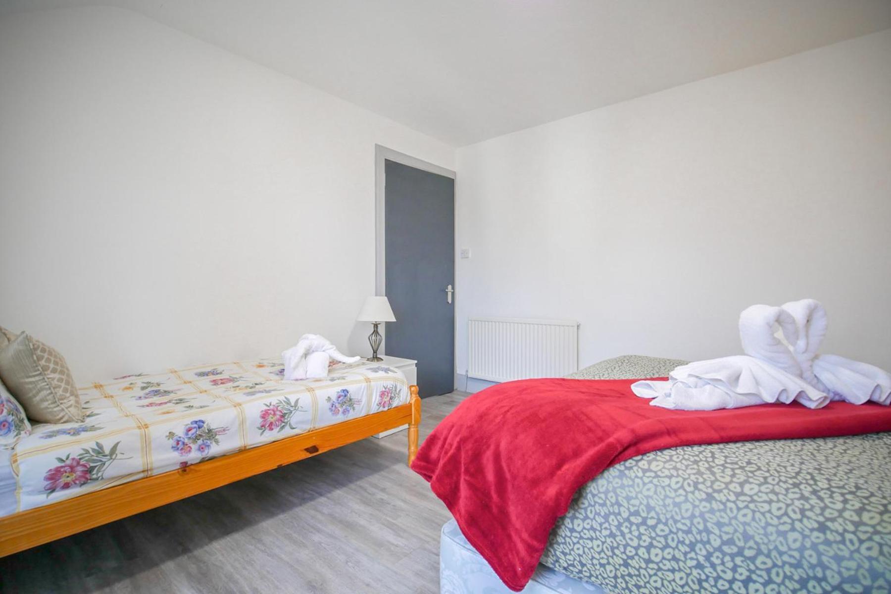 Telford Rd 5 Bedroom House インヴァネス エクステリア 写真